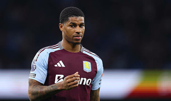 Рэшфорд, Маркуса, Барселону, Исаку