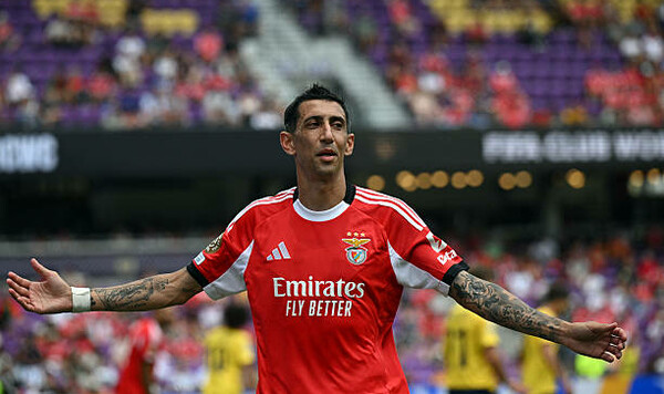 Ди Мария установил новые достижения на клубном чемпионате мира Бенфика, Павлидис, Португалии, Лига