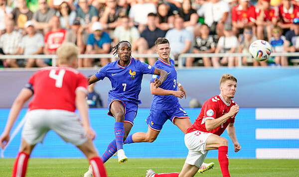 Голевая дуэль. Определен полуфиналист ЧЕ U21: обидчики Украины выбыли Данию, Соренсен, Францию, Мерлен, Тель
