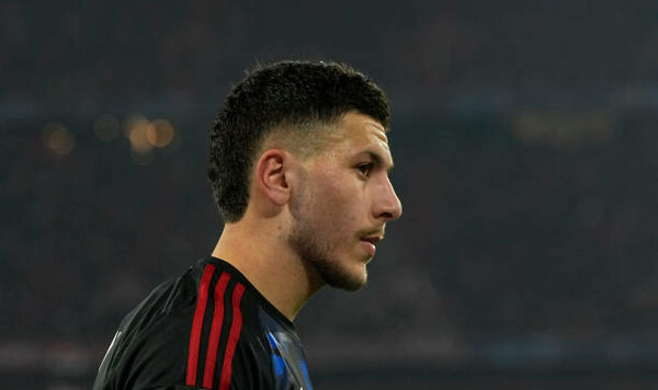 Барселона закрывает сделку по 19-летнему вингеру. Подробности от Романо Барселоны, Барджи, Руни