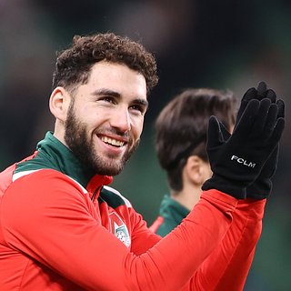 Црвену, Звезду, Тикнизян