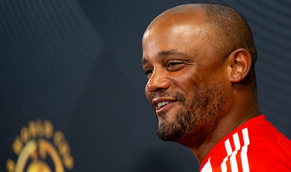 Фламенго, Баварии, Фелипе, Луисом, Бернли