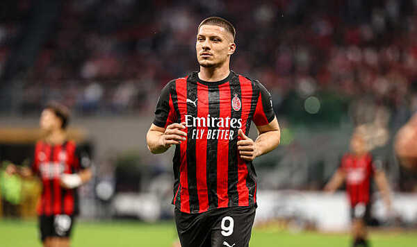 ОФИЦИАЛЬНО. Не оправдал ожиданий. Милан расстался с сербским нападающим Йович, Милан, Реал, Мадрид, Фиорентину