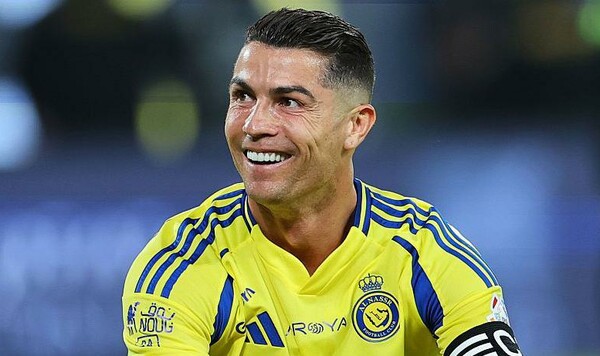 Роналду попросил указать на дверь легенде Реала и получил согласие Реала, Роналду, Фернандо, Йерро