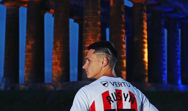 Сандерленда, Хайдук, Назария, Хорватии, Англии