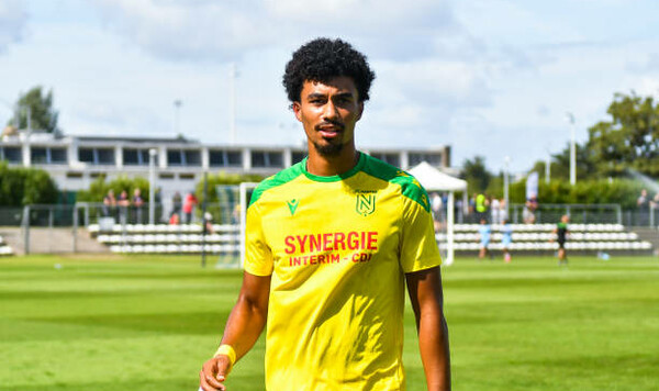 Забарный покинет Англию. Борнмут нашел игрока, который заменит украинца Борнмут, Забарный, Англию, Зезе, Нанта