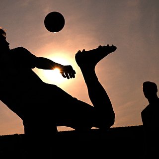 ФИФА продлила разрешение иностранным футболистам приостанавливать контракты с клубами РФ