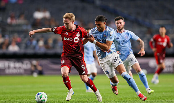 Йорк, Сити, Торонто, Ромеро