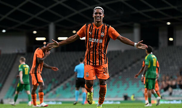 Ильвес, Педриньо, Какие, Мистер