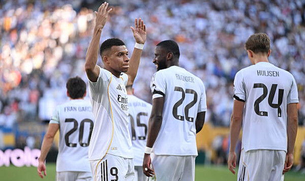 Реал, Ювентусом, Боруссией