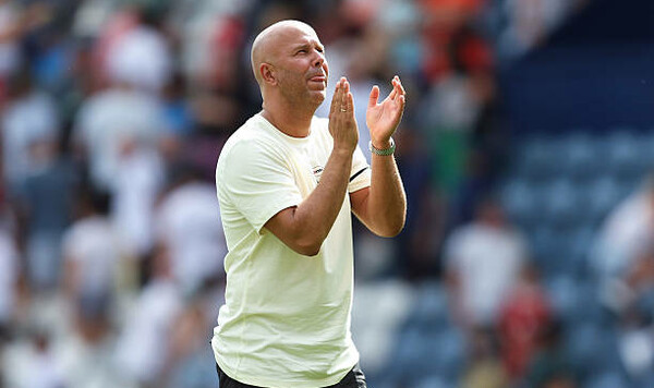 «Хотим смеяться – смеемся». Слот – игрокам Ливерпуля после смерти Жоты Можем, Ливерпуля, Жота