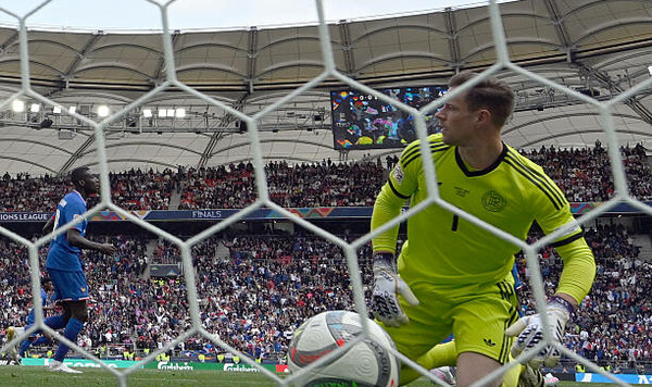 Флику не нужен. Звездный немец не желает покидать Барселону Штеген, Барселону, Жоан, Щесни, Гарсия
