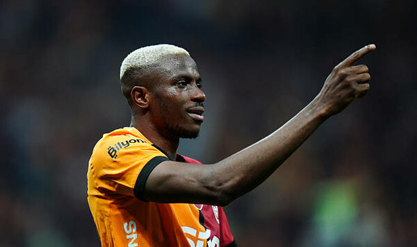 Наполи отпустит нигерийскую звезду в Галатасарай при нескольких условиях Галатасарай, Наполи, Осимхен