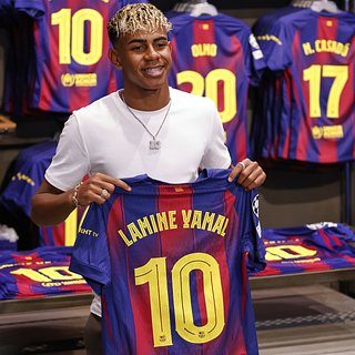 18-летняя звезда «Барселоны» Ямаль взял номер Месси Ямаль, Барселоны, Месси, Килиан, Мбаппе
