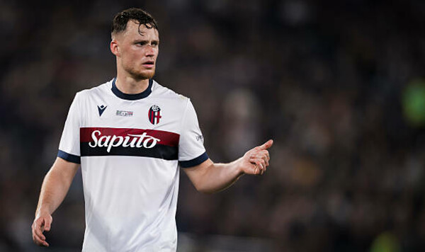 ОФИЦИАЛЬНО. Наполи переманил к себе защитника из другого клуба Серии А Серии, Наполи, Бекемы, Болоньи, Италии