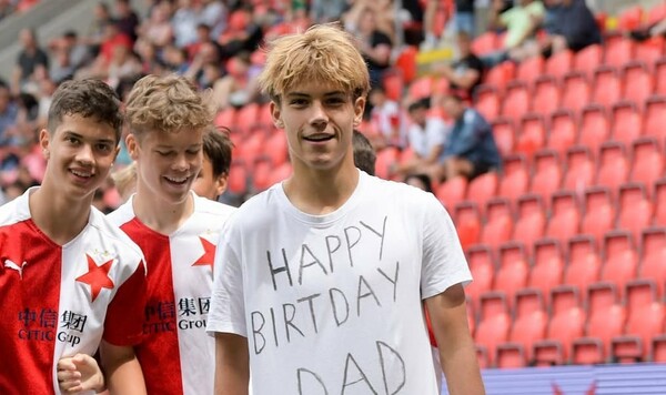 Выбрал ПСВ. Воспитанник киевского Динамо перейдет в нидерландский клуб Динамо, Мартынюк, Германию, Славия, Прага