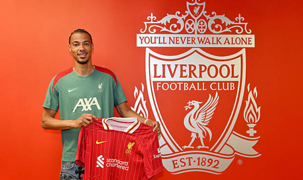 Экитике – второй самый дорогой трансфер в истории Ливерпуля Ливерпуль, Экитике, Дейк, Алиссон