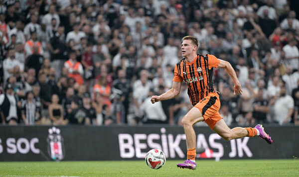 Бешикташа, Шахтера, Олег, Турана