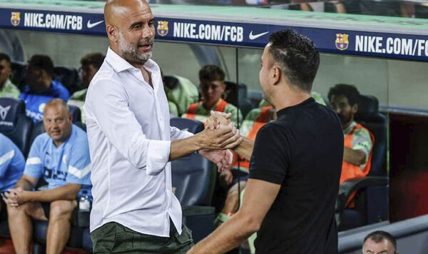 ФОТО. Хави и Гвардиола в сборной Индии?! Фейк года от 19-летнего парня Хави, Гвардиола, Индии, Пепа, Джамил