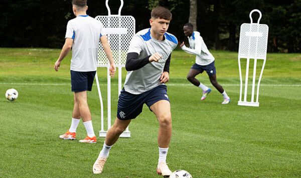 Майки, Тоттенхэма, Шотландии, Арне, Хатате