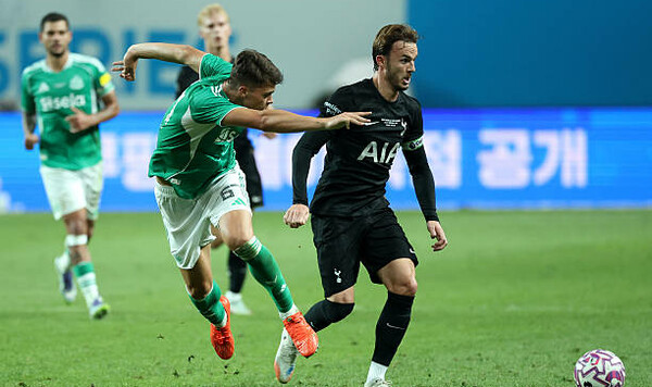 Тоттенхэм, Джеймс, Мэддисон, Ньюкасл