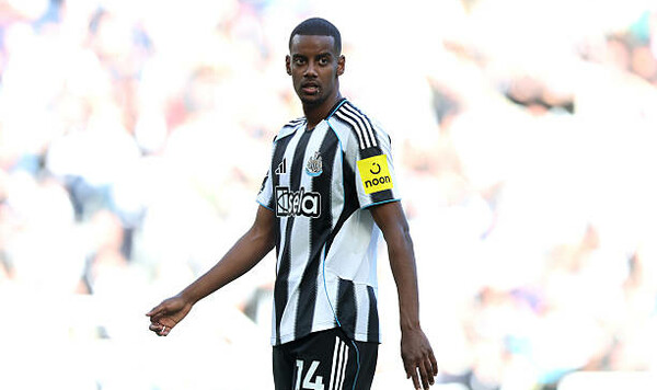 Исак, Александр, Transfermarkt