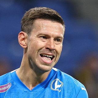 Российскому футболисту заблокировали аккаунт на Twitch из-за угроз «дать леща» Смолов, Twitch, Алеш