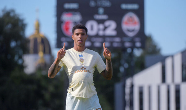 Винисиус стал 7-м бразильцем, забившим гол за Шахтер в новом сезоне Шахтер, Марлон, Винисиус, Сантос