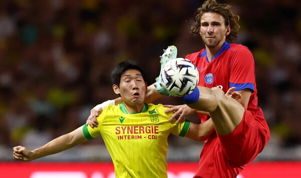 «Элегантный и хладнокровный». Во Франции оценили дебют Забарного за ПСЖ Забарный, Франции, Нант, Лиге