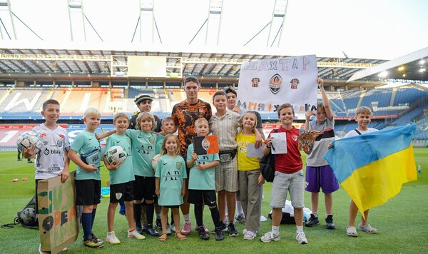 ФОТО. Игроки Шахтера встретились с юными украинцами в Кракове Кракове, Шахтер, Реймана, Хенрика