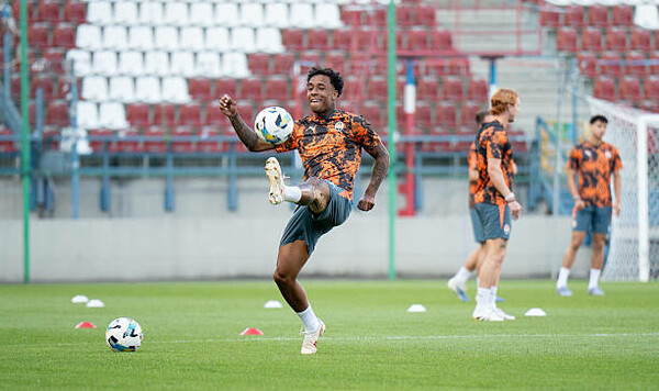 Проблемы с трансфером Кевина. Тренер резко высказался о работе клуба Кевина, Силва, Шахтер