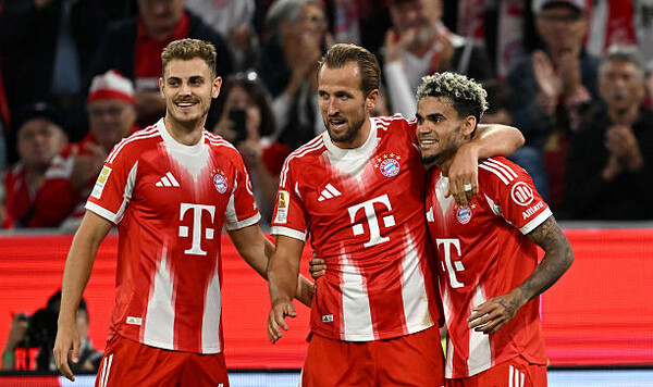 6:0 и хет-трик Кейна. Бавария уничтожила Лейпциг в первом туре Бундеслиги Лейпциг, Кейн, Бундеслиги, Диас, Олисе