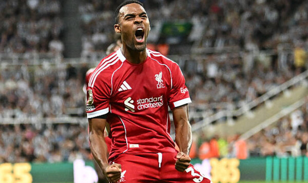 Точный удар. Гравенберх впервые с апреля 2024 года забил гол за Ливерпуль Ливерпуля, Премьер, Гравенберх, Фулхэма