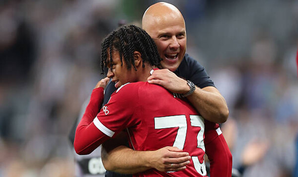 Слоте, Арне, Ливерпуль, Премьер