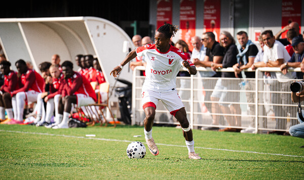 ОФИЦИАЛЬНО. Колос подписал центрфорварда французского Валансьена Оевуси, Валансьен, Колос