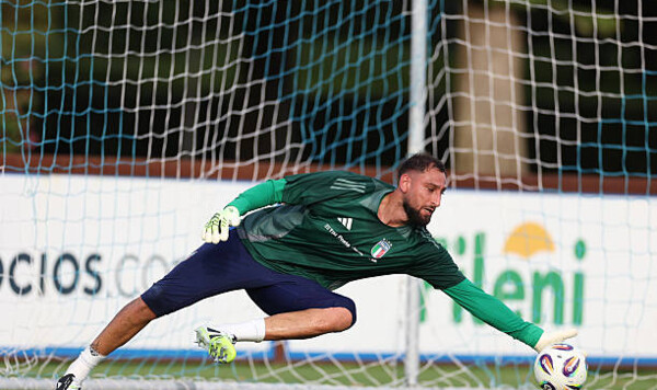 Доннарумма, Лиге, Джанлуиджи, Италии