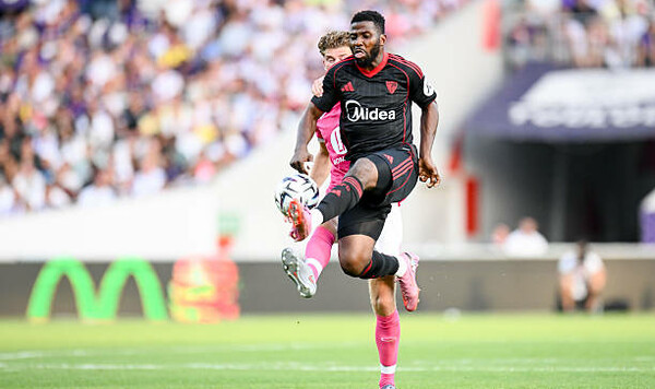 Севилье, Манчестер, Селтика, Ихеаначо, Мидлсбро