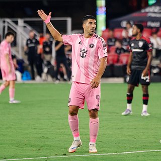 Суареса дисквалифицировали на шесть матчей за плевок в сотрудника другого клуба Суарес, Интер, Майами, Сиэтл, Кубка