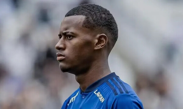 Крузейро, Бруну, Металлист, Алвеша