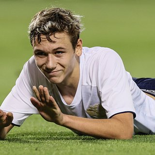 Премьер, Батраков, Матч, Продолжает