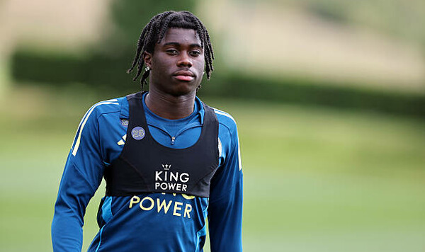 В Реале приняли решение по Винисиусу. Бразильцу уже нашли замену Винисиус, Реал, Жуниор, Лестер, Джереми