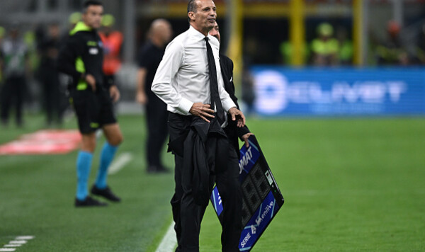 Милан, Болонья, Майк, Меньяна, Нкунку