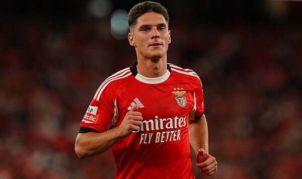 Трубин, Судаков, Португалии, Бенфика