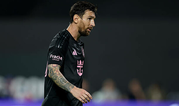 Месси, Ямаля, Лионель, Белый