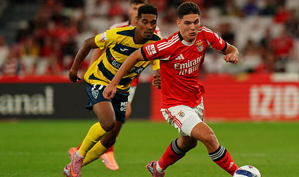 Бенфіка, Порту, Павлідіс, Трубін, Ештевеш