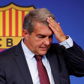 «Барселона» проиграла ПСЖ в матче Лиги чемпионов Барселона, Лиги, Кварацхелия, Хвича