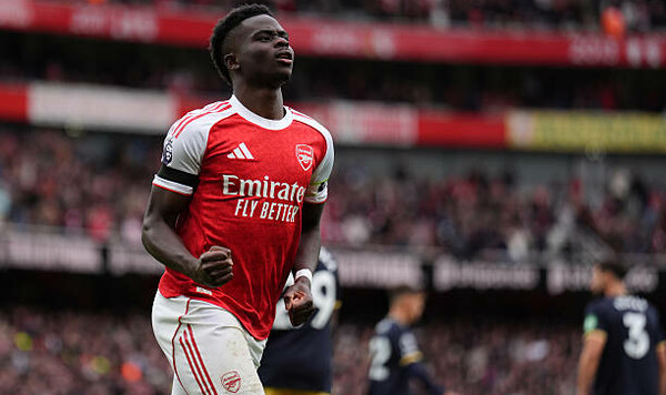 Сака, Букайо, Юнайтед