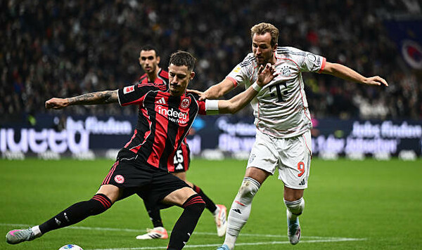 Гол на 15-й секунде и неудержимый Кейн. Бавария обыграла опасного соперника Кейн, Луис, Диас, Франкфурт, Бавария