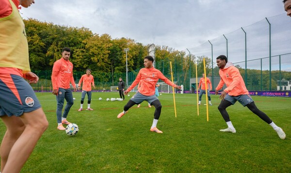 ФОТО. Шахтер провел тренировку без сборников Полесья, Премьер, Украинской, Шахтер