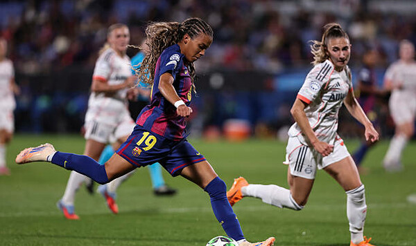 Барселона отгрузила Баварии 7 мячей в Лиге чемпионов, Юве переиграл Бенфику Баварии, Бенфику, Левен, Лион, Франция